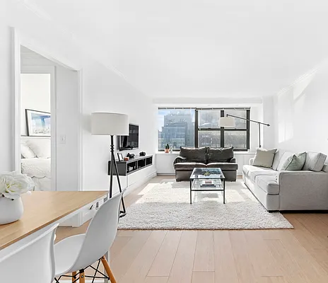 Sold by Compass | media 1