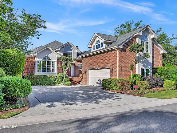 2nd image of 907 Shoal Creek Place