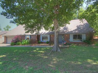 2531 W 68th St, Tulsa, OK 74132