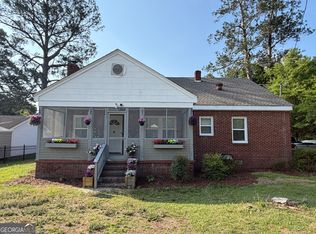 225 Gordon St, Thomson, GA 30824