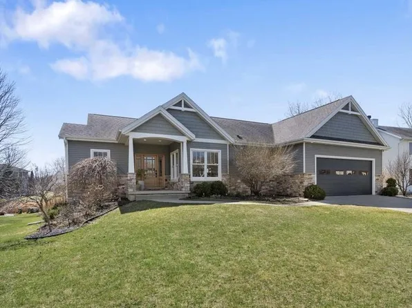 6059 Country Walk, Mcfarland, WI 53558