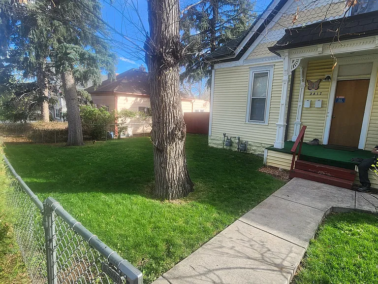 2417 W Kiowa St #1 — Photo 2