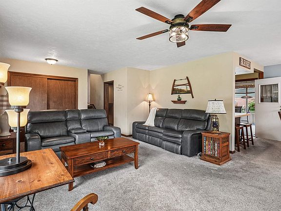 4th image of 794 Wisner Dr