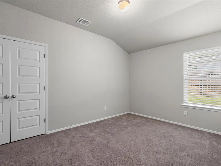 3906 Crockett Ave — Photo 24