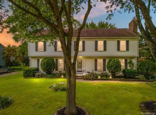 37832 W Greenwood Dr, Northville, MI 48167