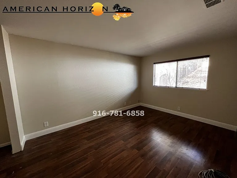 1735 Kent St #A — Photo 7