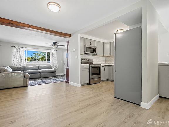 4th image of 7003 Bascombe Dr