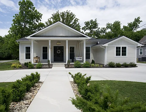 807 N Maple St Photo 1 807 N Maple St Photo 1