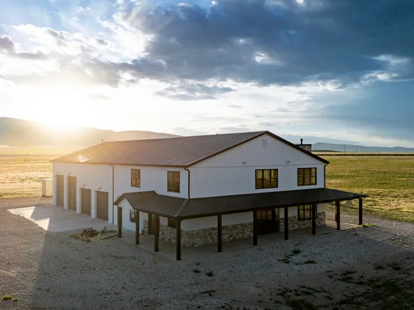 6310 W Bumblebee Springs Rd, Kanarraville, UT 84742
