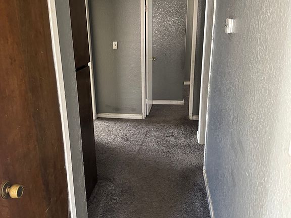 5th image of 1639 Crowell St