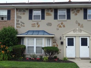 25 Delancy Ct, North Wales, PA 19454