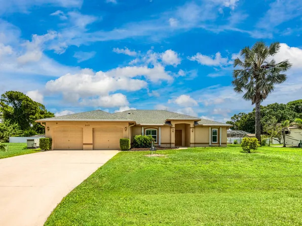 649 NE HORIZON Lane, Port St Lucie, FL 34983