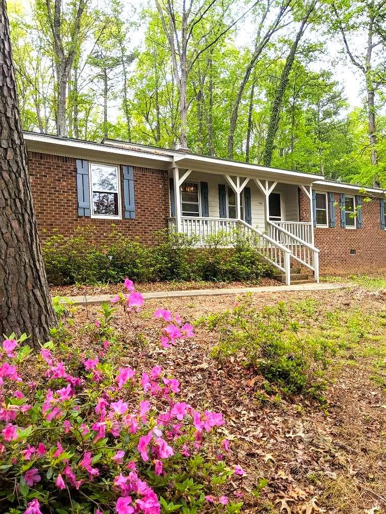 3 bed, 1634 sqft, $1,795 — Photo 2
