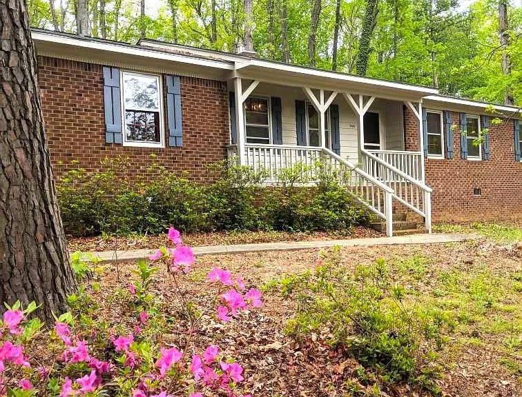 144 Fern Forest Dr — Photo 2