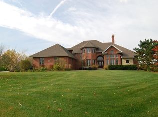 18038 S Virginia Ln, Mokena, IL 60448