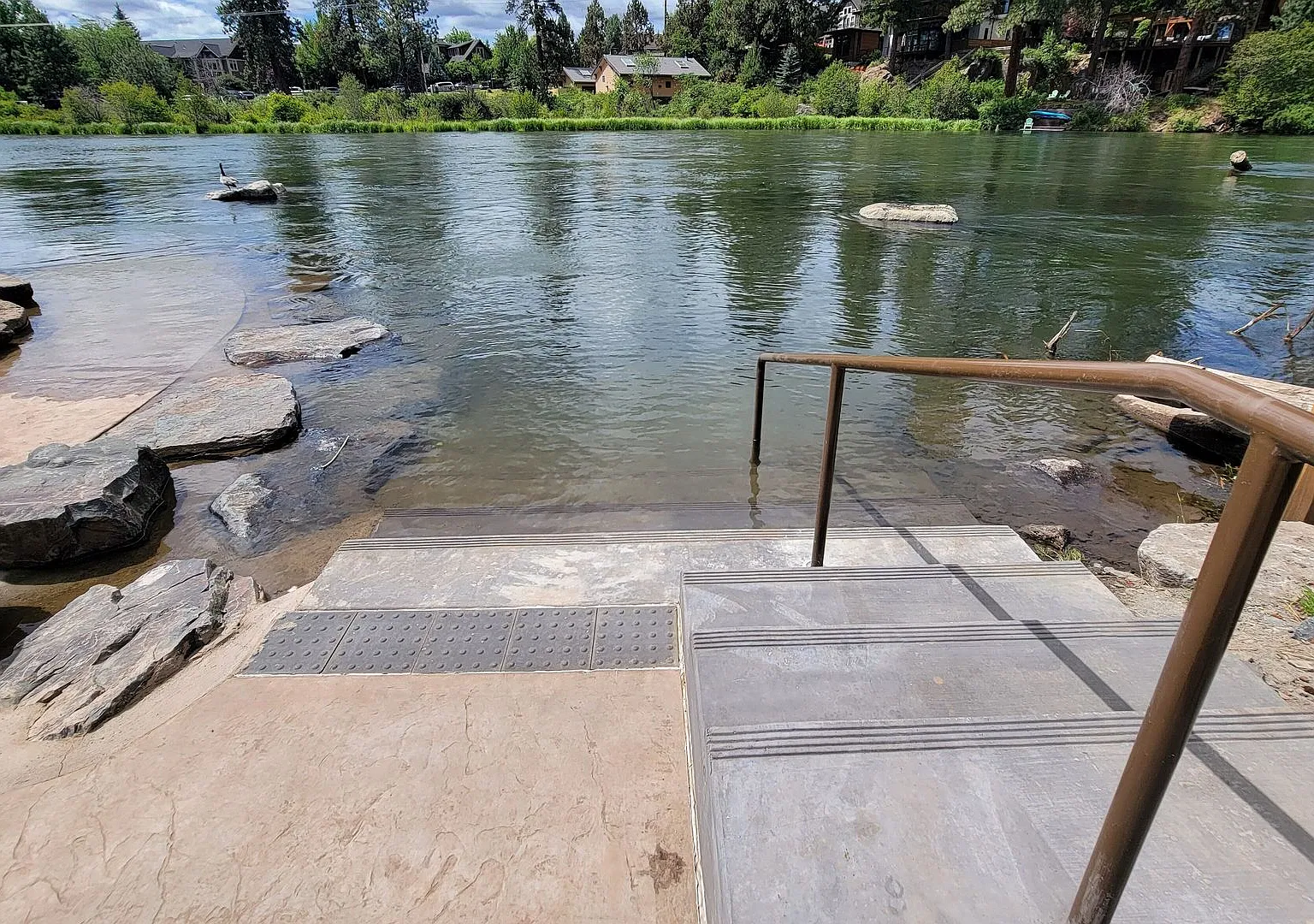 110-94 Riverside 4-Plex, Bend — Photo 4