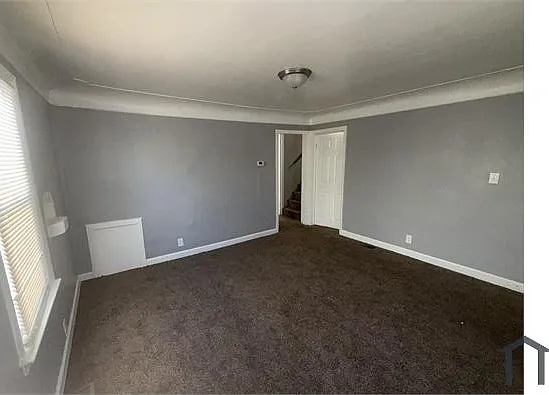 8082 Packard Ave — Photo 5