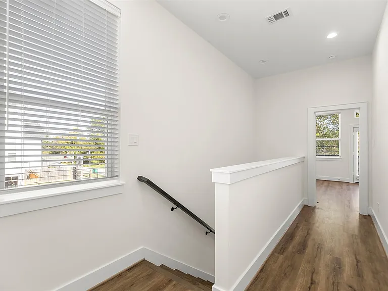 1810 Palmetto Landing Ct — Photo 35