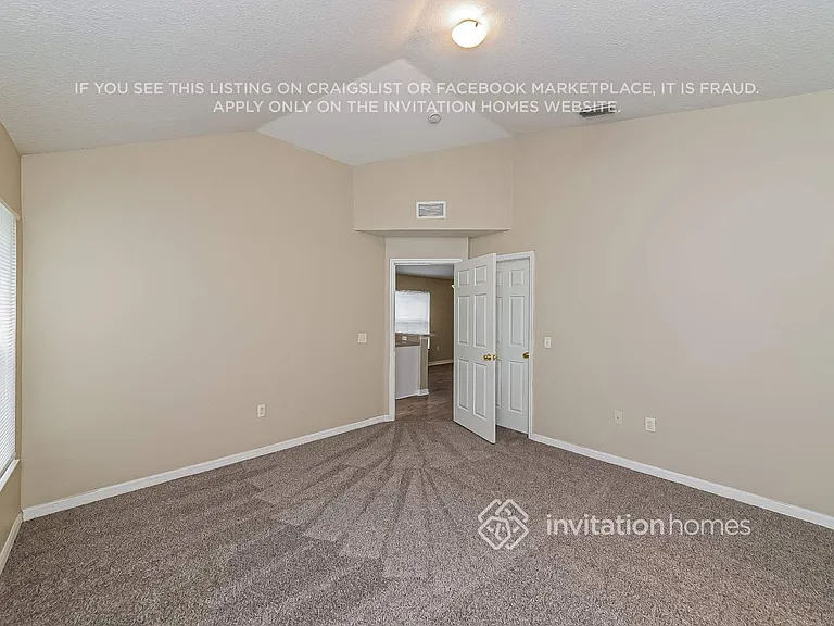 6424 Coral Creek Ct — Photo 11