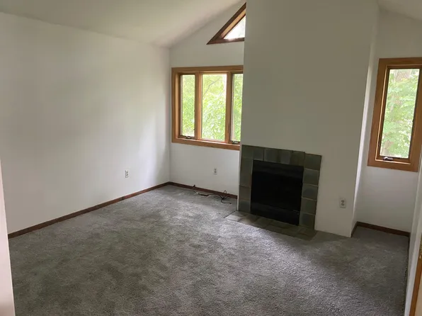 814 Jones Dr #4, Ann Arbor, MI 48105