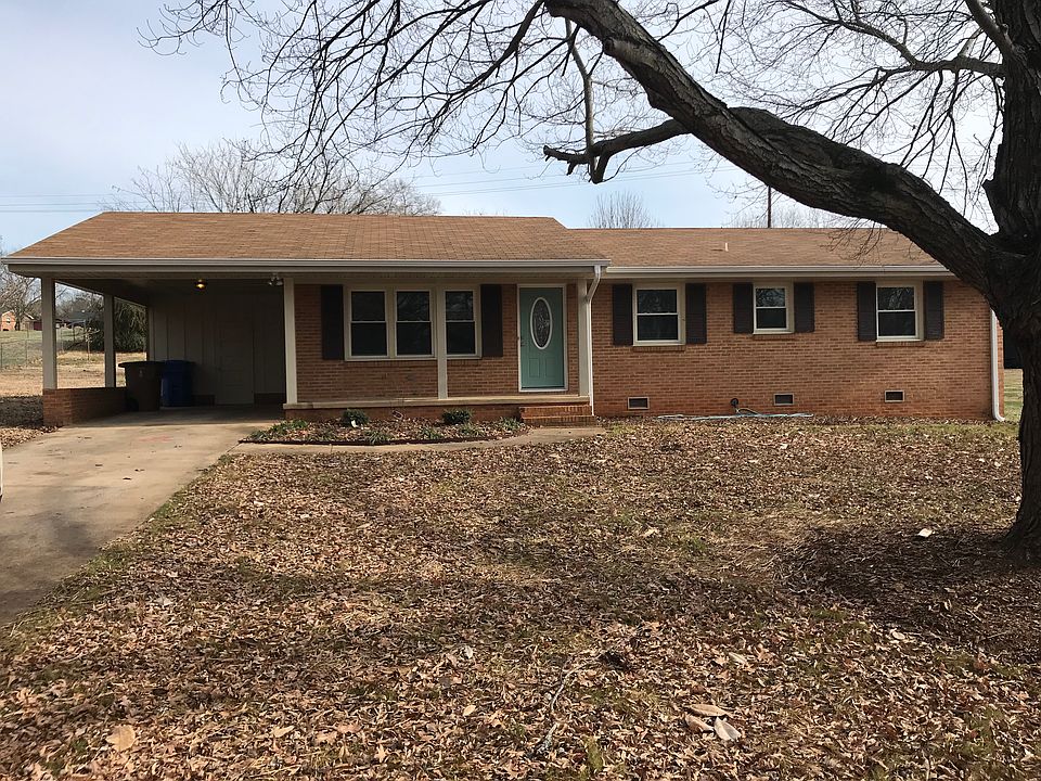1st image of 3027 Hazel Dr