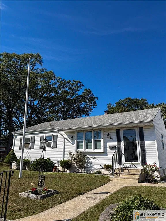 2 bed, 1.5 bath, 1164 sqft, $2,800 — Photo 3