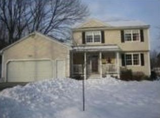 3 Vine St, Methuen, MA 01844