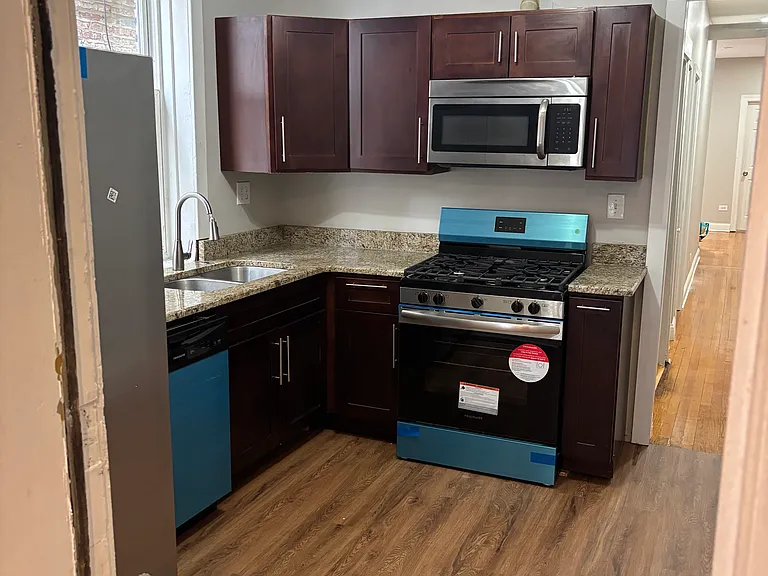 4915 N Drake Ave #1 — Photo 2