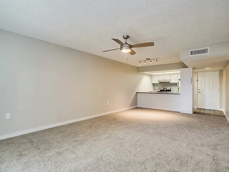 Tempe Vista — Photo 41