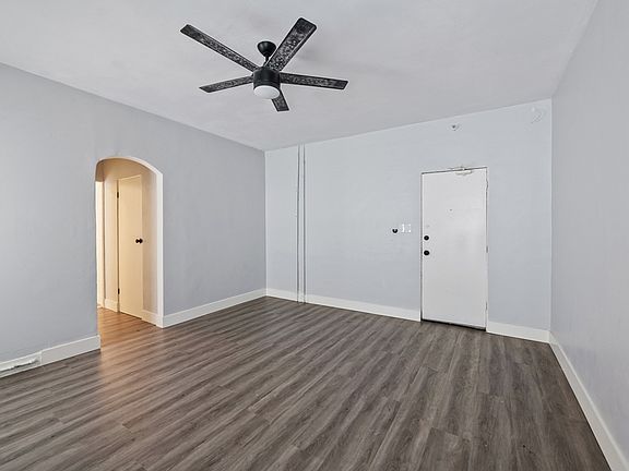 5th image of 849 S Kenmore Ave APT 3