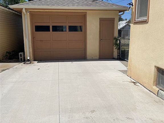 3rd image of 1522 11th Ave