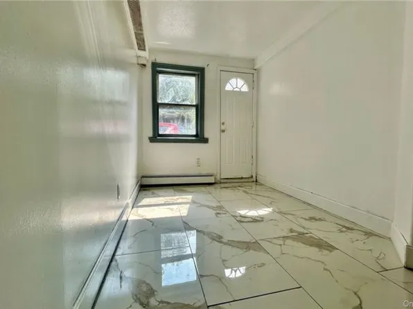 742 E 93rd St, Brooklyn, NY 11236
