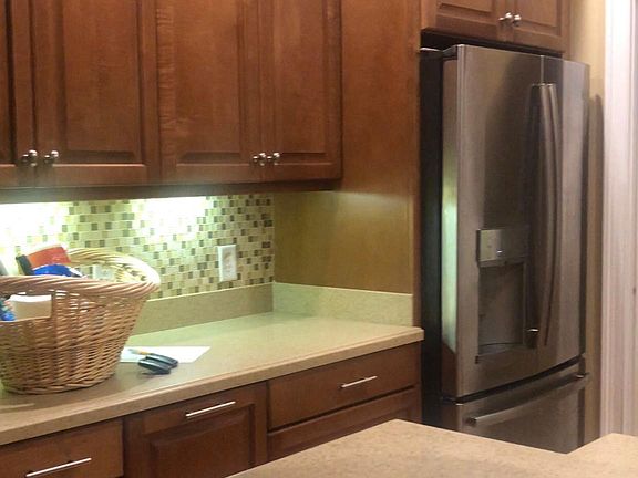 5th image of 102 Coyote Ln