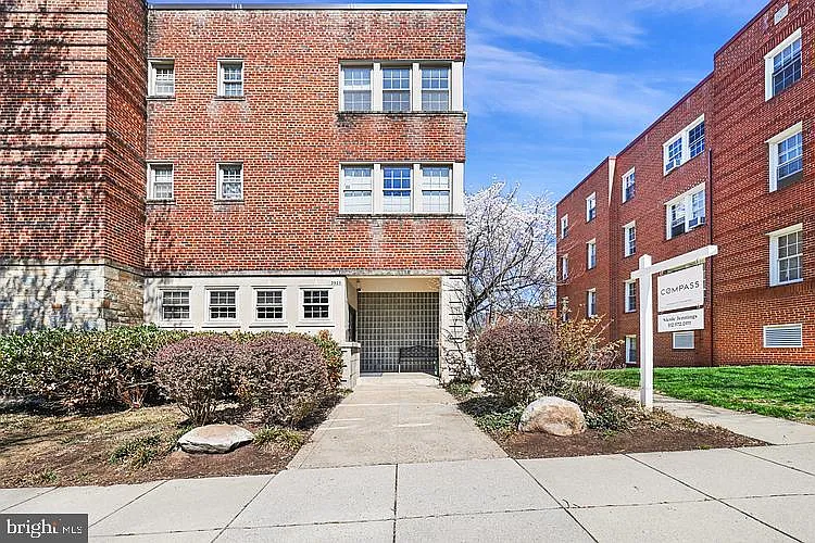 3925 Davis Pl NW #206 — Photo 22