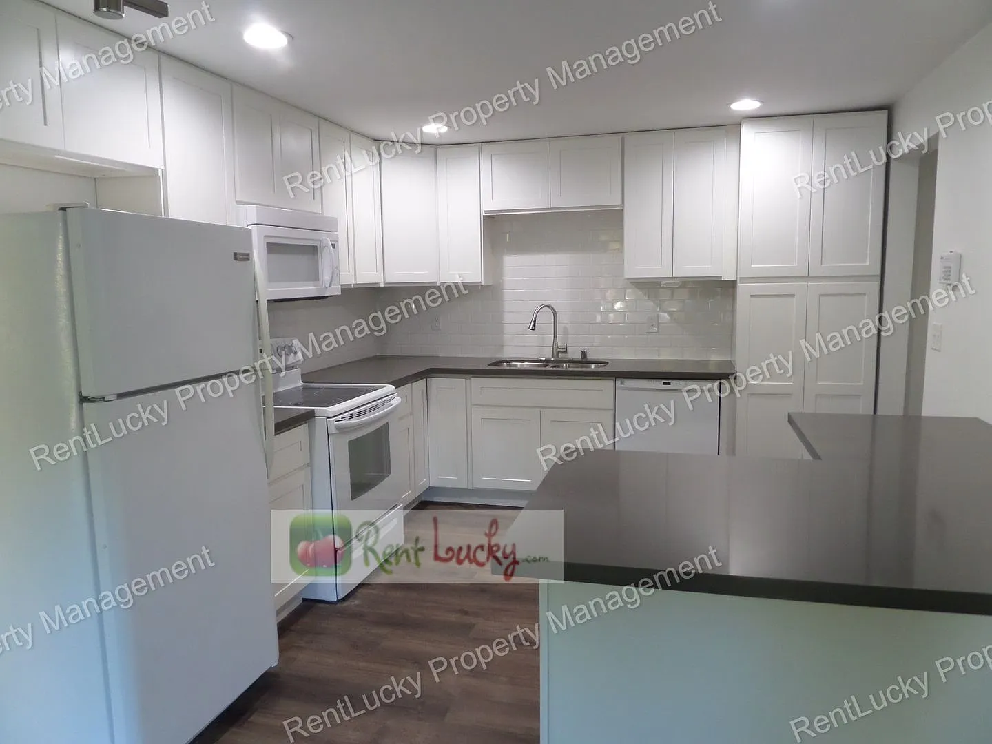 Great Updated 4-Bedroom Rambler In Great Auburn Neighborhood! — Photo 4