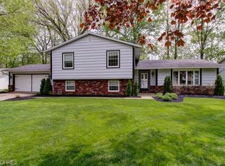 7635 White Pine Ct, Mentor, OH 44060