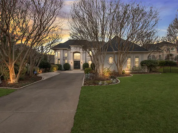 8931 Guernsey Ln, Dallas, TX 75220