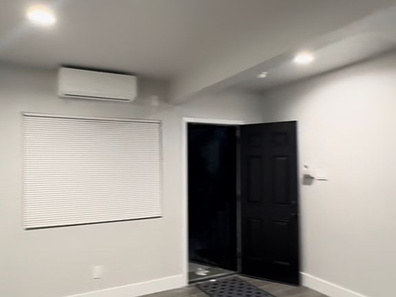 5th image of 6351 Gentry St #G