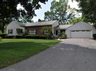 16 Edson St, Nashua, NH 03064