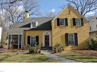 400 E Greenway Dr N, Greensboro, NC 27403