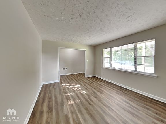 4th image of 7510 Elliot Way
