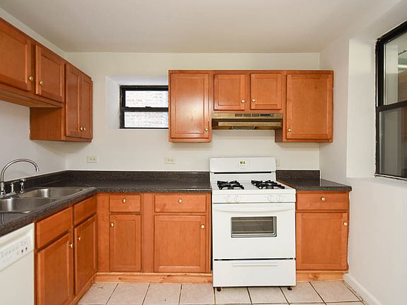 2nd image of 1451 W Carmen Ave #H