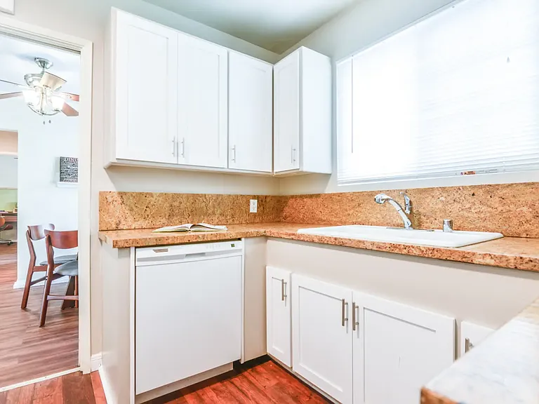 401 S Rodeo Dr #C1 — Photo 11