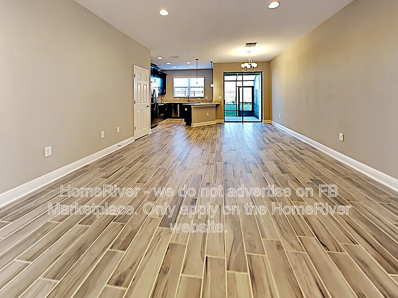 3 bed, 2.5 bath, 1853 sqft, $2,150 — Photo 3