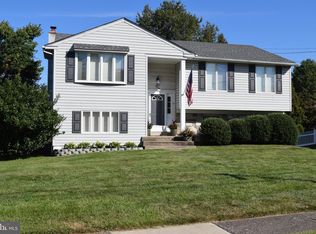 974 Ramsay Rd, Warminster, PA 18974