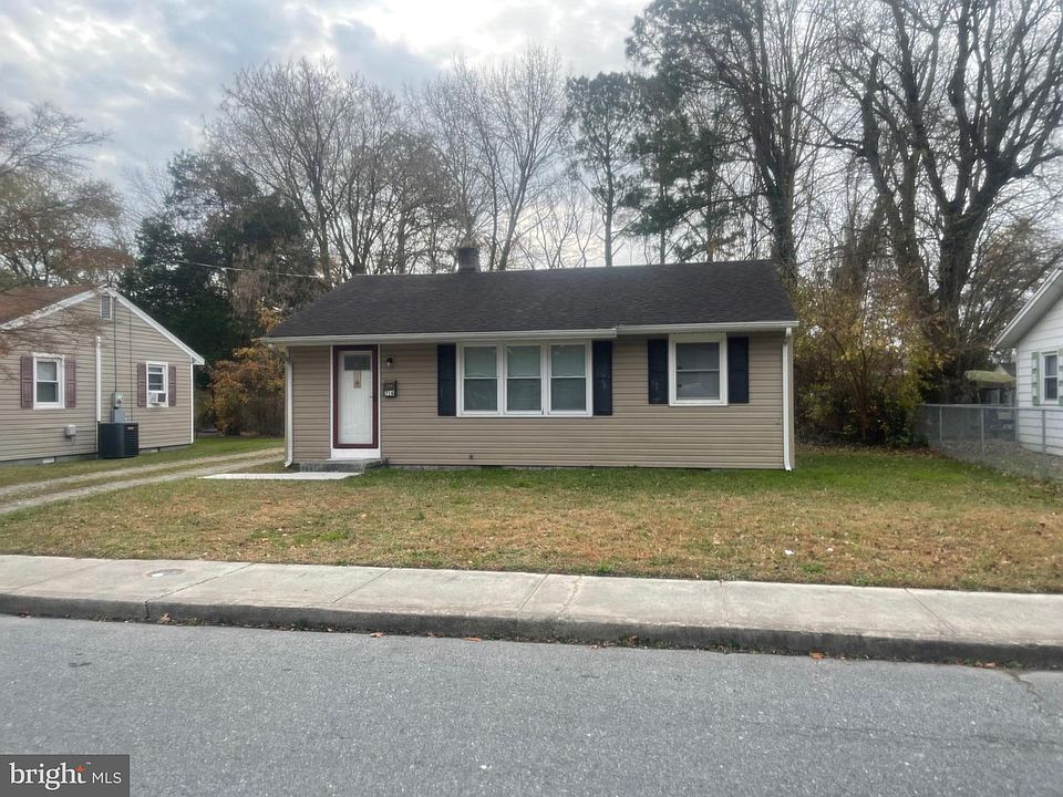 1st image of 716 Olivia St