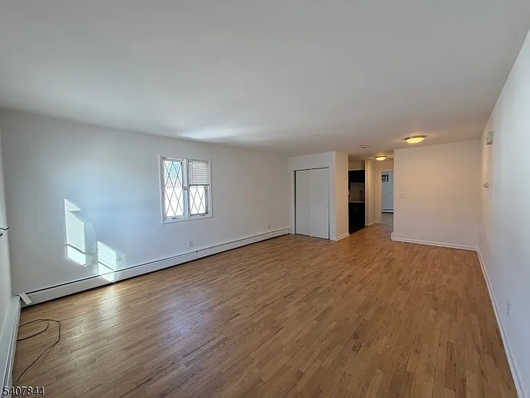 155 Landing Rd — Photo 4
