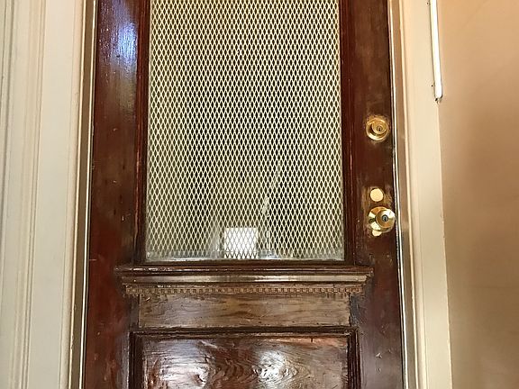 2nd image of 1108 Lake St