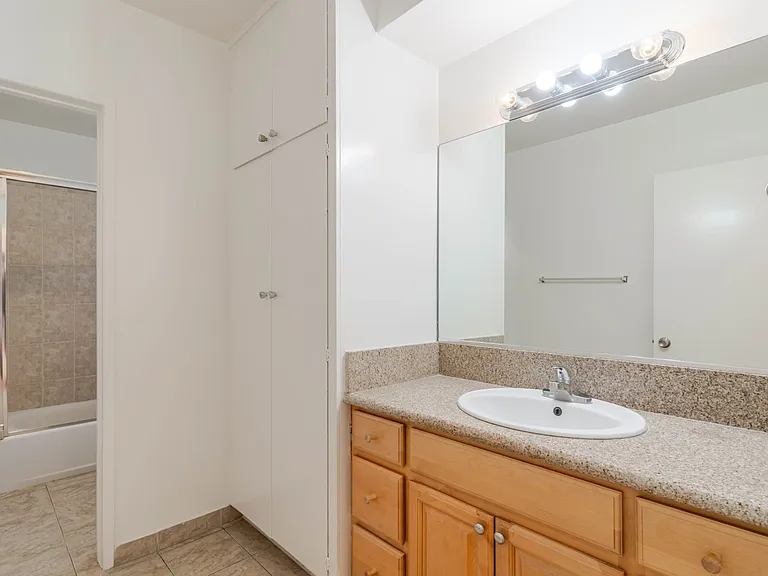 340 W Doran St #8 — Photo 13