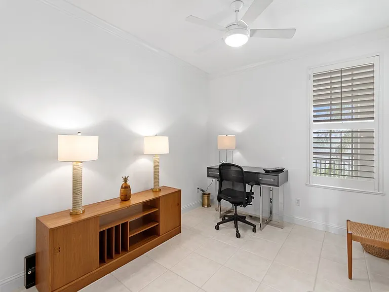 1890 Tarpon Ln #302 — Photo 16